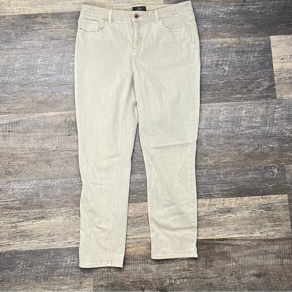 Chico's 1.5 So Slimming sage green straight leg jeans size 10 B146 - Picture 1 of 4